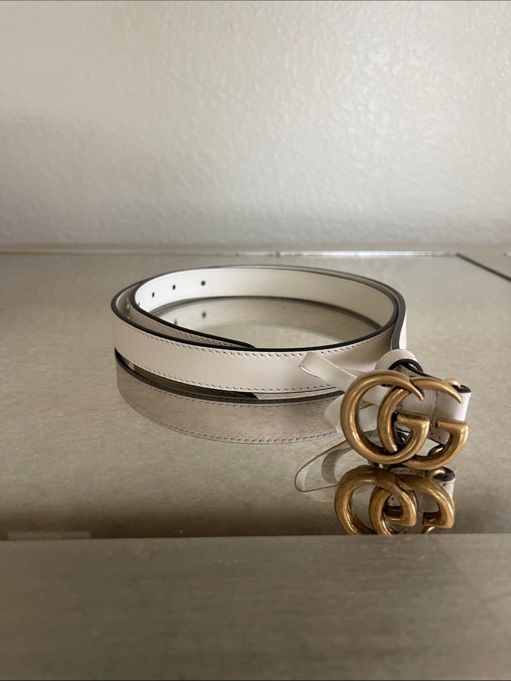 Gucci White Leather Thin Belt with Gold Double G Buckle